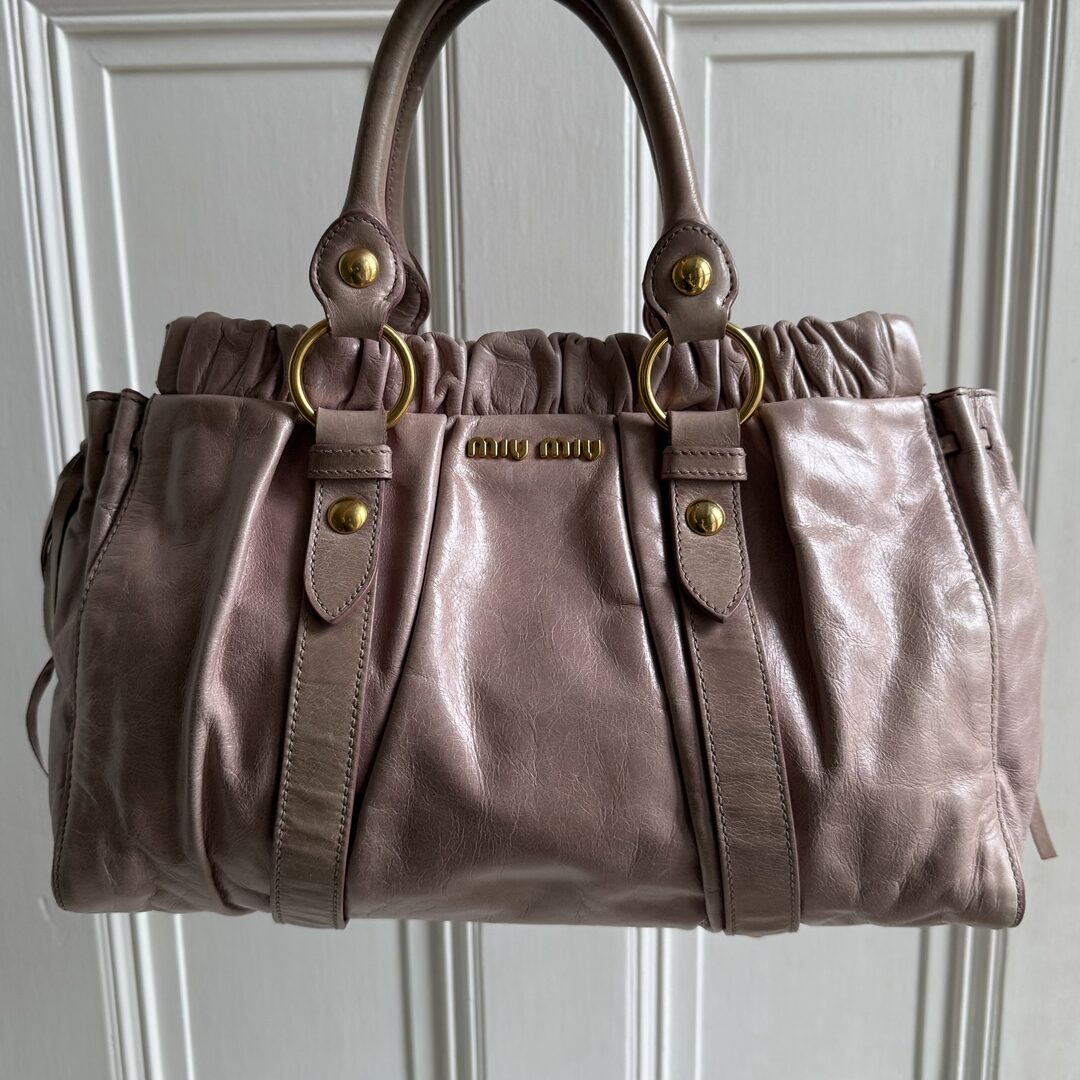 PreOwned Miu Miu Vitello Dusty Pink Leather Handbag