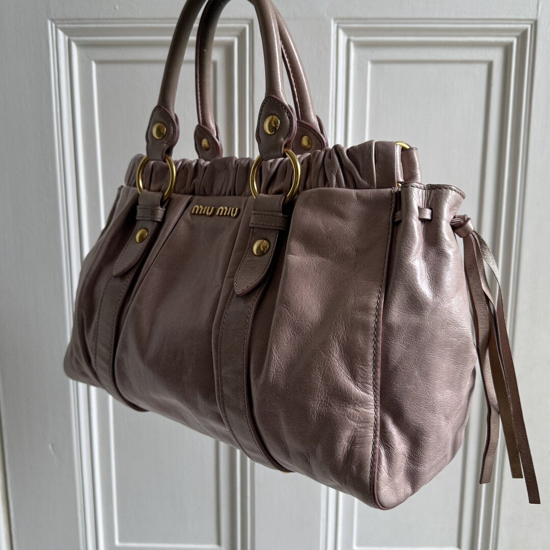 PreOwned Miu Miu Vitello Dusty Pink Leather Handbag