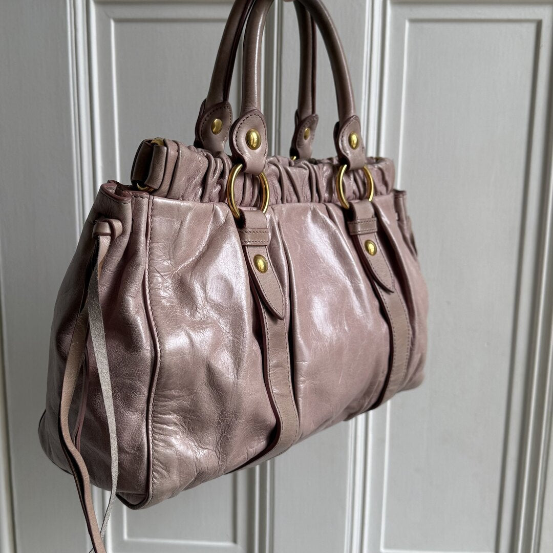 PreOwned Miu Miu Vitello Dusty Pink Leather Handbag