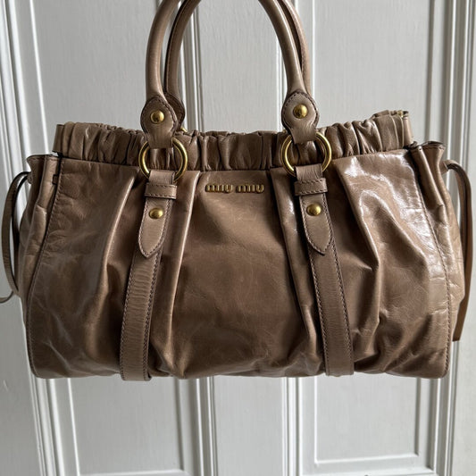 PreOwned Miu Miu Vitello Beige Leather Handbag