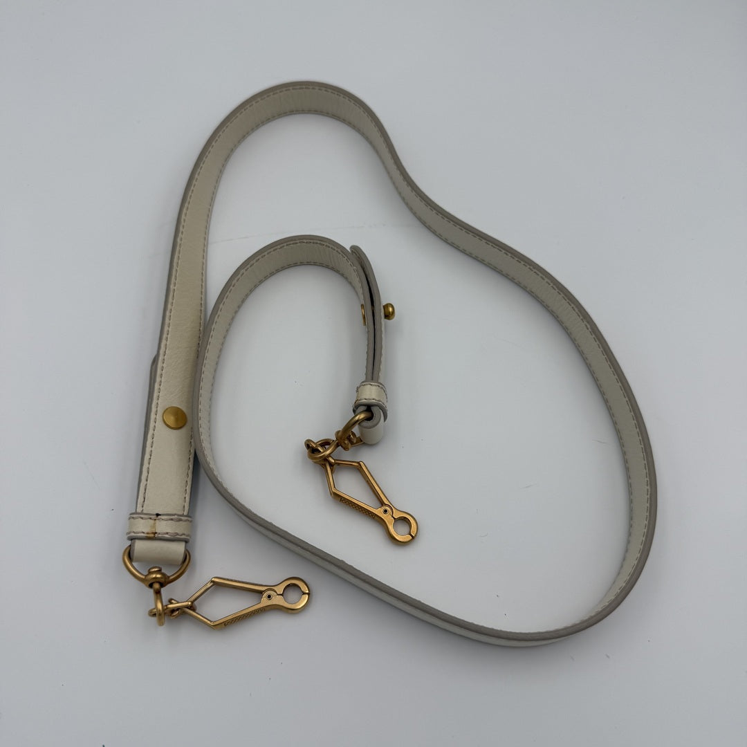 PreOwned Miu Miu Vitello Leather White Handbag