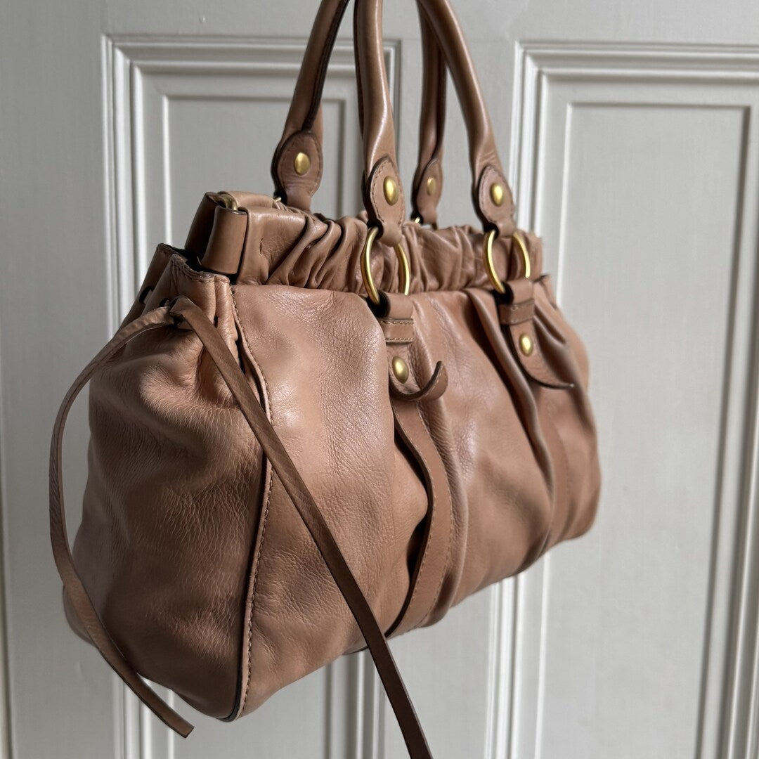 PreOwned Miu Miu Vitello Light Pink Leather Handbag