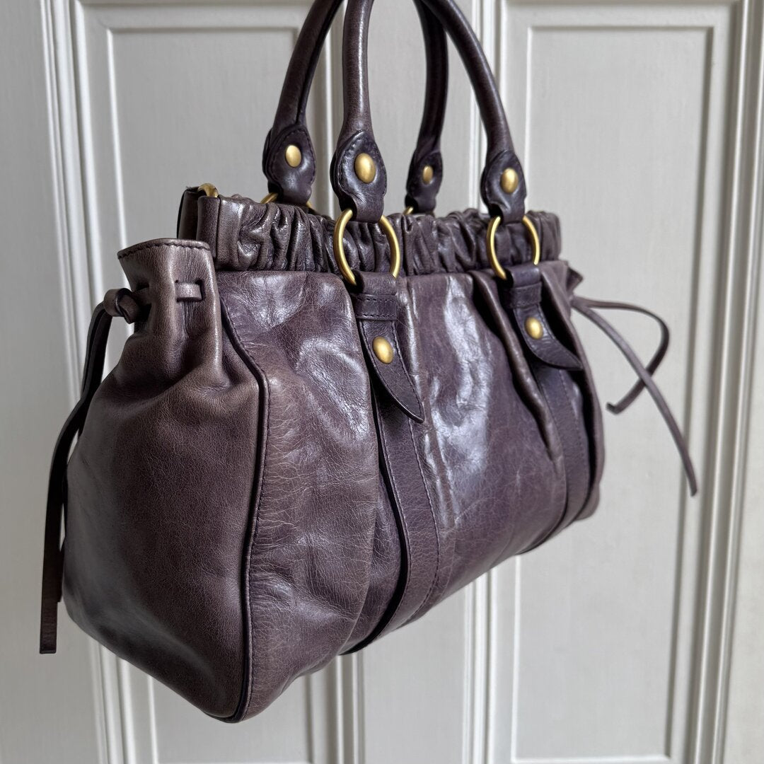PreOwned Miu Miu Vitello Purple Leather Handbag